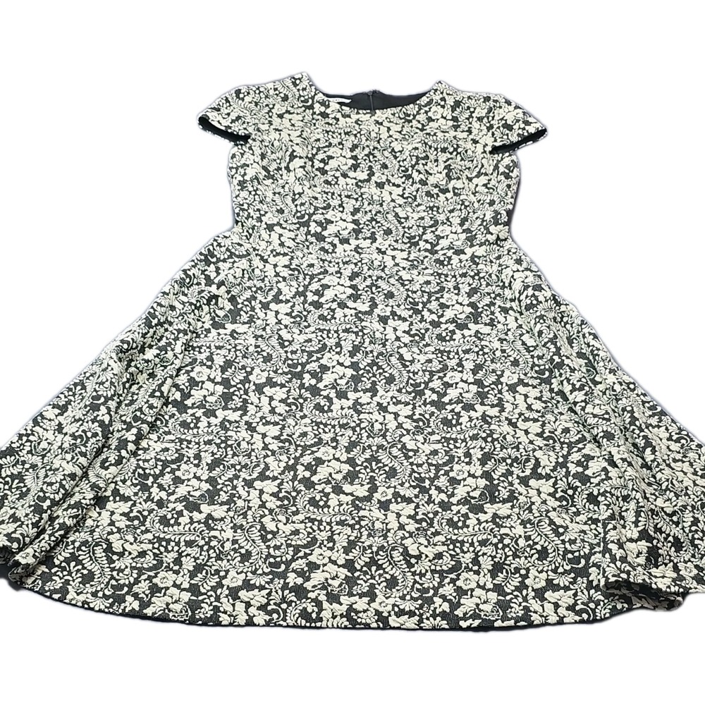 Maggy London Black White Floral Jacquard Fit & Flare Dress Size 6
